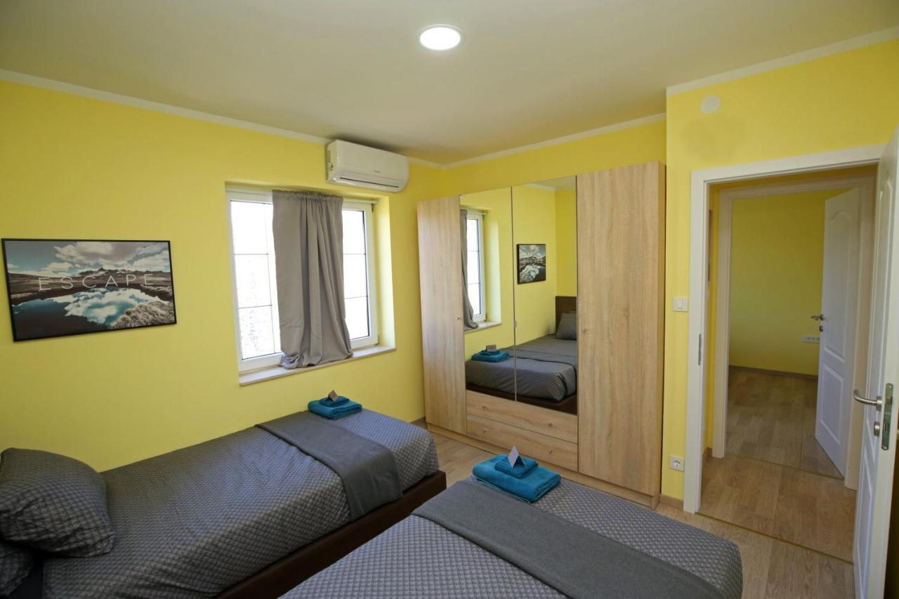 Villa Tea Donje Polje Bagian luar foto